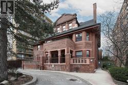 106 - 212 ST. GEORGE STREET Toronto, ON M5R 2N5