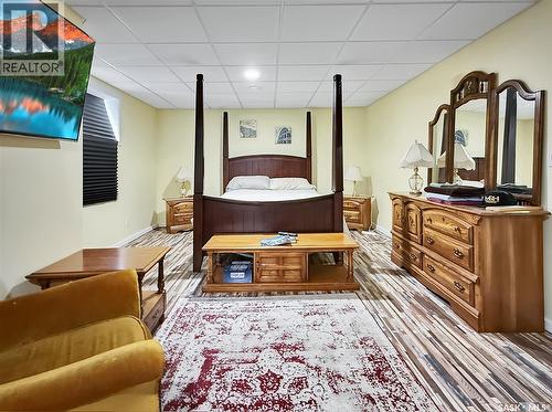 808 Chaplin Street, Swift Current, SK - Indoor