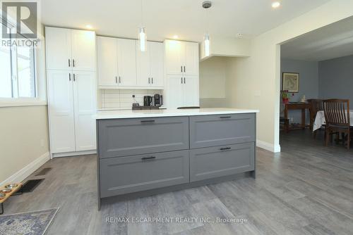 316 Cranbrook Drive, Hamilton, ON - Indoor Photo Showing Other Room