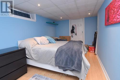 316 Cranbrook Drive, Hamilton, ON - Indoor Photo Showing Bedroom