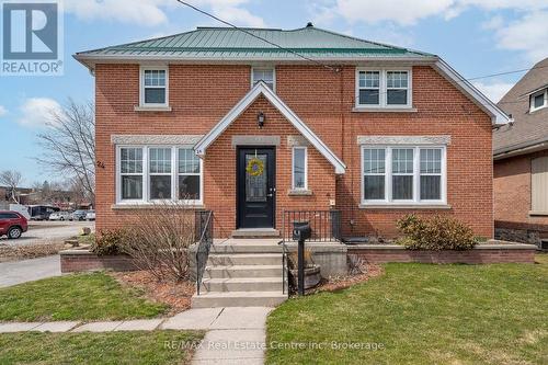 24 LINDSAY STREET  Kawartha Lakes (Fenelon Falls), ON K0M 1N0