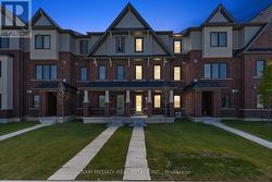 13 - 185 BEDROCK DRIVE Hamilton, ON L8J 0M5