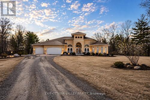 740 WALFORD ROAD  Laurentian Valley, ON K8A 6W5