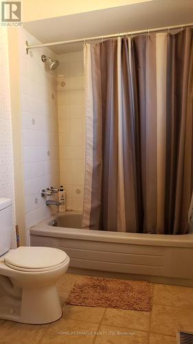487 Wallenberg Crescent, Mississauga, ON - Indoor Photo Showing Bathroom