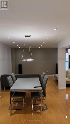 487 Wallenberg Crescent, Mississauga, ON - Indoor