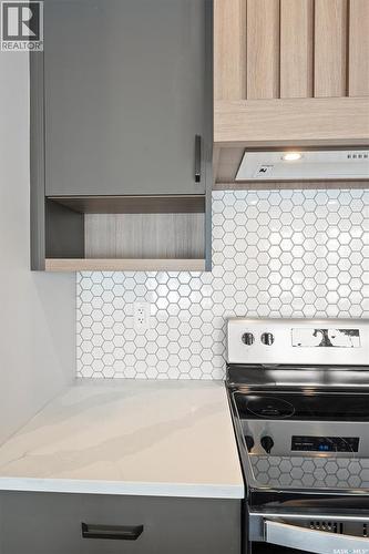 427 Yuel Crescent, Saskatoon, SK - Indoor Photo Showing Kitchen