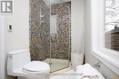 6643 Mockingbird Lane, Mississauga, ON - Indoor Photo Showing Bathroom