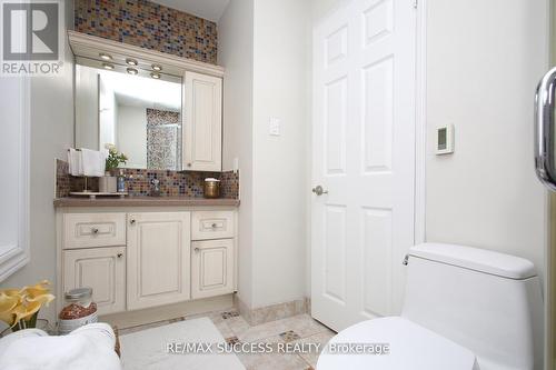 6643 Mockingbird Lane, Mississauga, ON - Indoor Photo Showing Bathroom