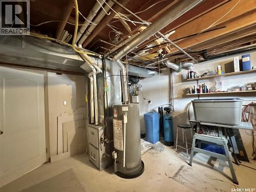 140 Morrison Drive, Yorkton, SK - Indoor Photo Showing Basement