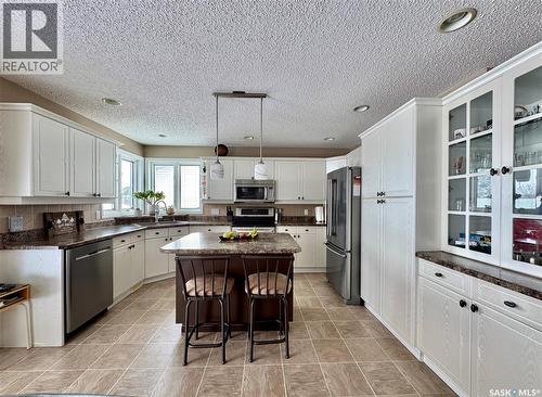 140 Morrison Drive, Yorkton, SK - Indoor Photo Showing Kitchen With Double Sink