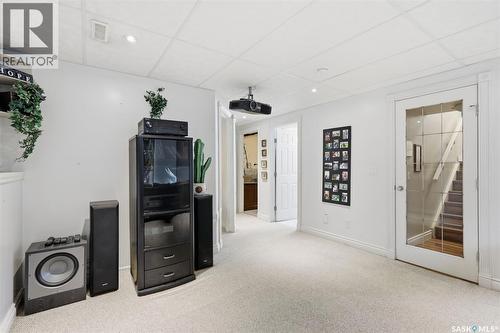 402 Overholt Crescent, Saskatoon, SK - Indoor Photo Showing Other Room