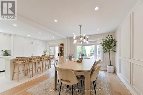 7337 Sandhurst Drive, Mississauga, ON - Indoor Photo Showing Dining Room