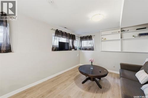 27 Lindsay Drive, Saskatoon, SK - Indoor Photo Showing Other Room