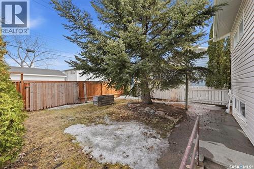 27 Lindsay Drive, Saskatoon, SK - Outdoor