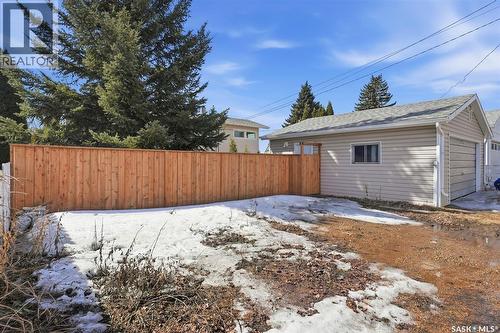 27 Lindsay Drive, Saskatoon, SK - Outdoor