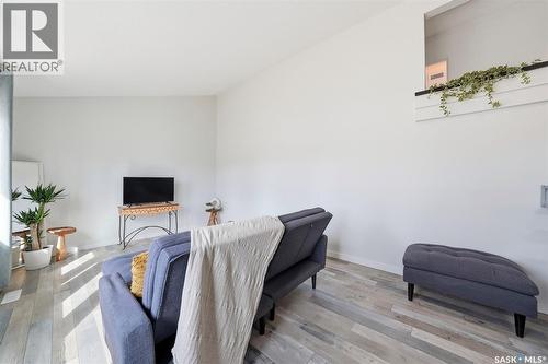 27 Lindsay Drive, Saskatoon, SK - Indoor