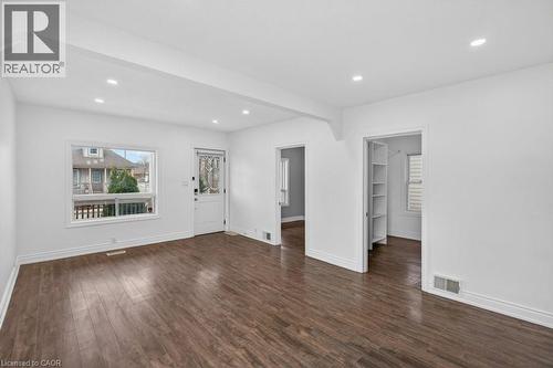 299 Britannia Avenue, Hamilton, ON - Indoor