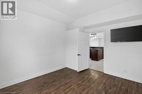 299 Britannia Avenue, Hamilton, ON - Indoor Photo Showing Other Room