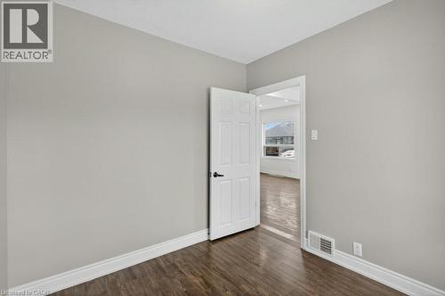 299 Britannia Avenue, Hamilton, ON - Indoor Photo Showing Other Room