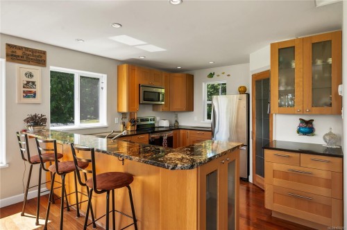 620 Valpy Rd, Quadra Island, BC 
