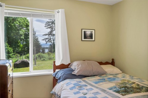 620 Valpy Rd, Quadra Island, BC 