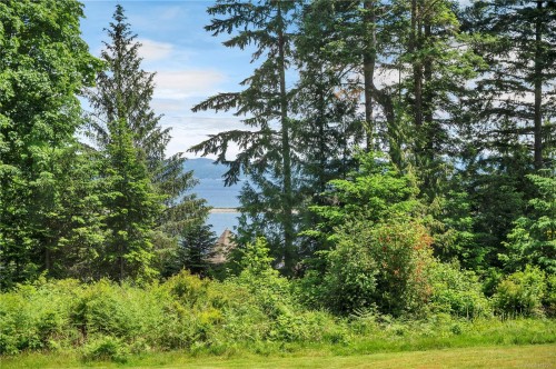 620 Valpy Rd, Quadra Island, BC 