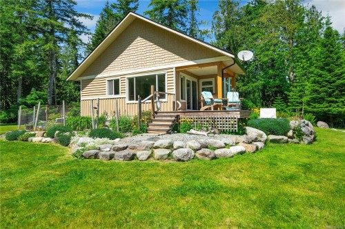 620 Valpy Rd, Quadra Island, BC 