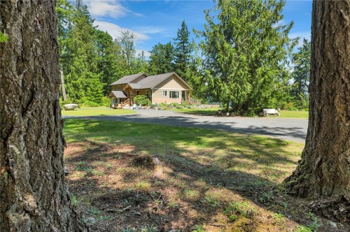620 Valpy Rd, Quadra Island, BC 