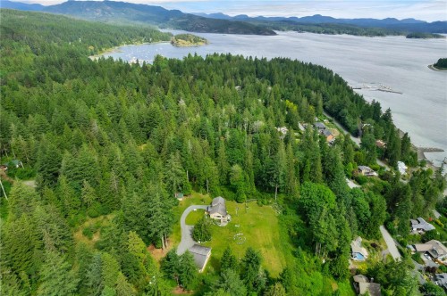 620 Valpy Rd, Quadra Island, BC 