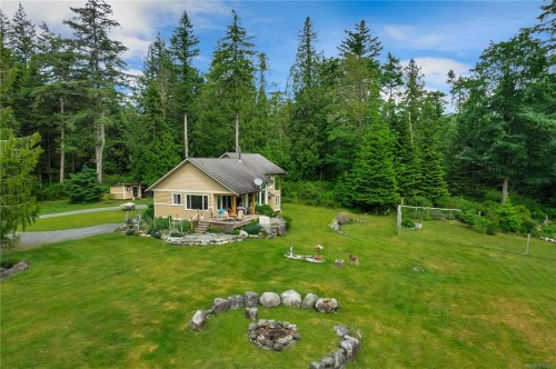 620 Valpy Rd, Quadra Island, BC 