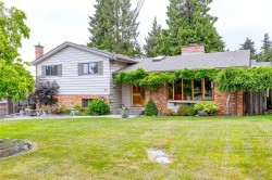 603 Dunsmuir Cres Ladysmith, BC V9G 1N8