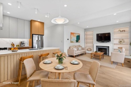 D-875 Grumman Pl, Comox, BC 