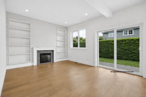 D-875 Grumman Pl, Comox, BC 