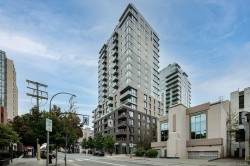 604-845 Johnson St Victoria, BC V8W 0G3