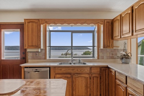 513 Ash St, Campbell River, BC 