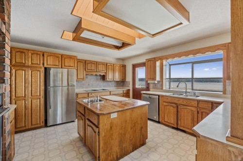 513 Ash St, Campbell River, BC 