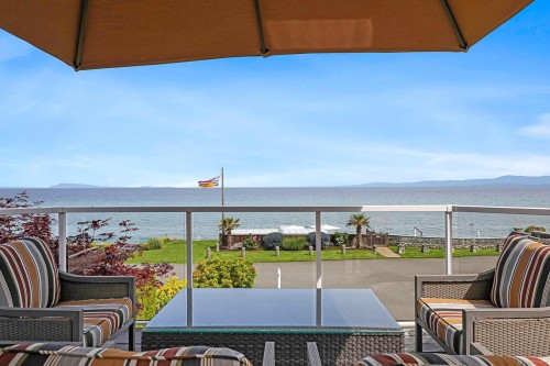 450 Judges Row, Qualicum Beach, BC 