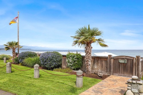 450 Judges Row, Qualicum Beach, BC 