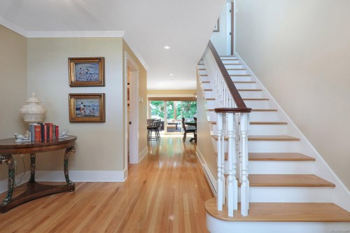 450 Judges Row, Qualicum Beach, BC 
