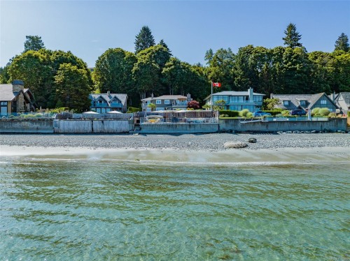 450 Judges Row, Qualicum Beach, BC 