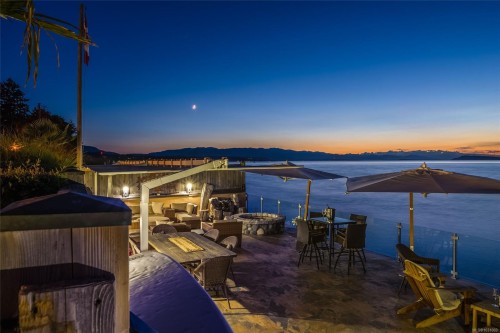 450 Judges Row, Qualicum Beach, BC 