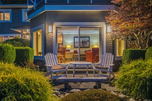 450 Judges Row, Qualicum Beach, BC 