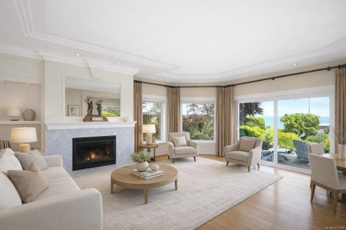 450 Judges Row, Qualicum Beach, BC 