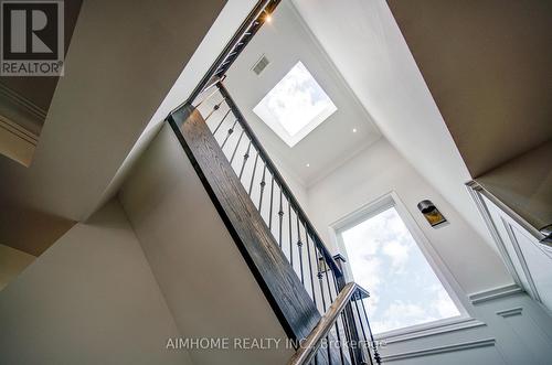 212 Sussex Avenue, Richmond Hill, ON - Indoor Photo Showing Other Room