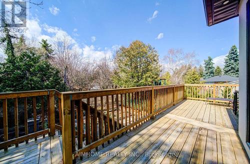 212 Sussex Avenue, Richmond Hill, ON - Outdoor With Deck Patio Veranda