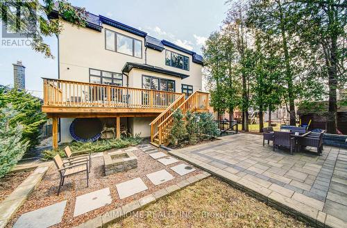 212 Sussex Avenue, Richmond Hill, ON - Outdoor With Deck Patio Veranda