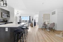 701 - 801 SHEPPARD AVENUE W Toronto, ON M3H 0A8