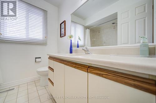 306 Essex Avenue, Richmond Hill, ON - Indoor Photo Showing Bathroom