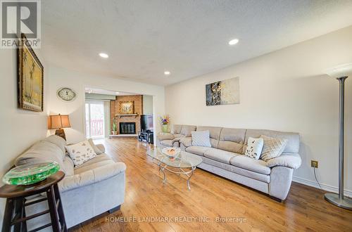 306 Essex Avenue, Richmond Hill, ON - Indoor Photo Showing Living Room With Fireplace