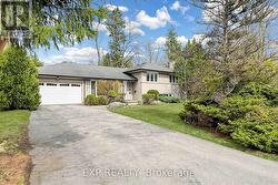 261 PINEHURST DRIVE Oakville, ON L6J 4X2